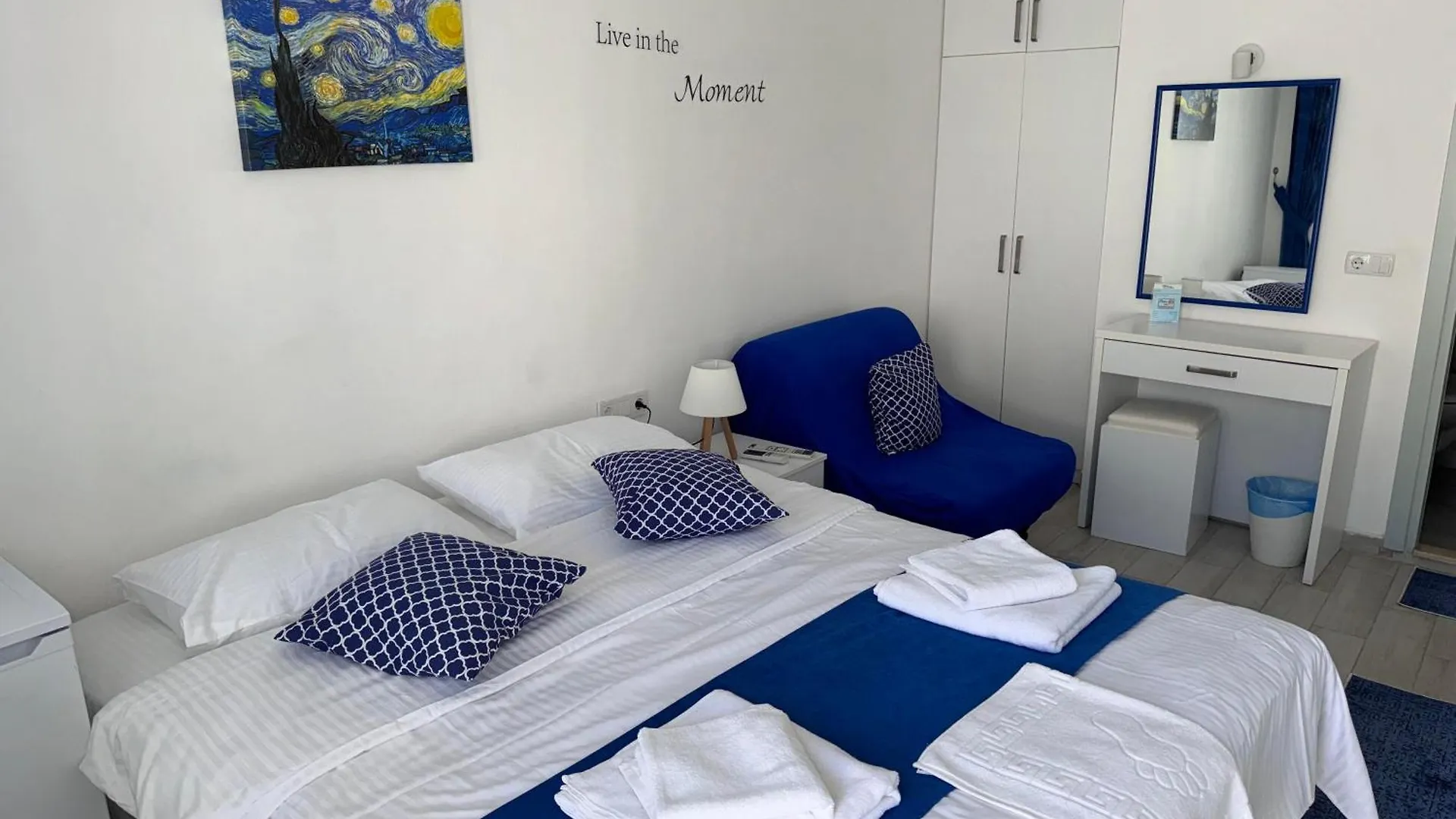 White And Blue Αλικαρνασσός Τουρκία